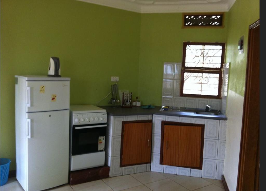 Prestige Resort Cottages Entebbe Exterior foto
